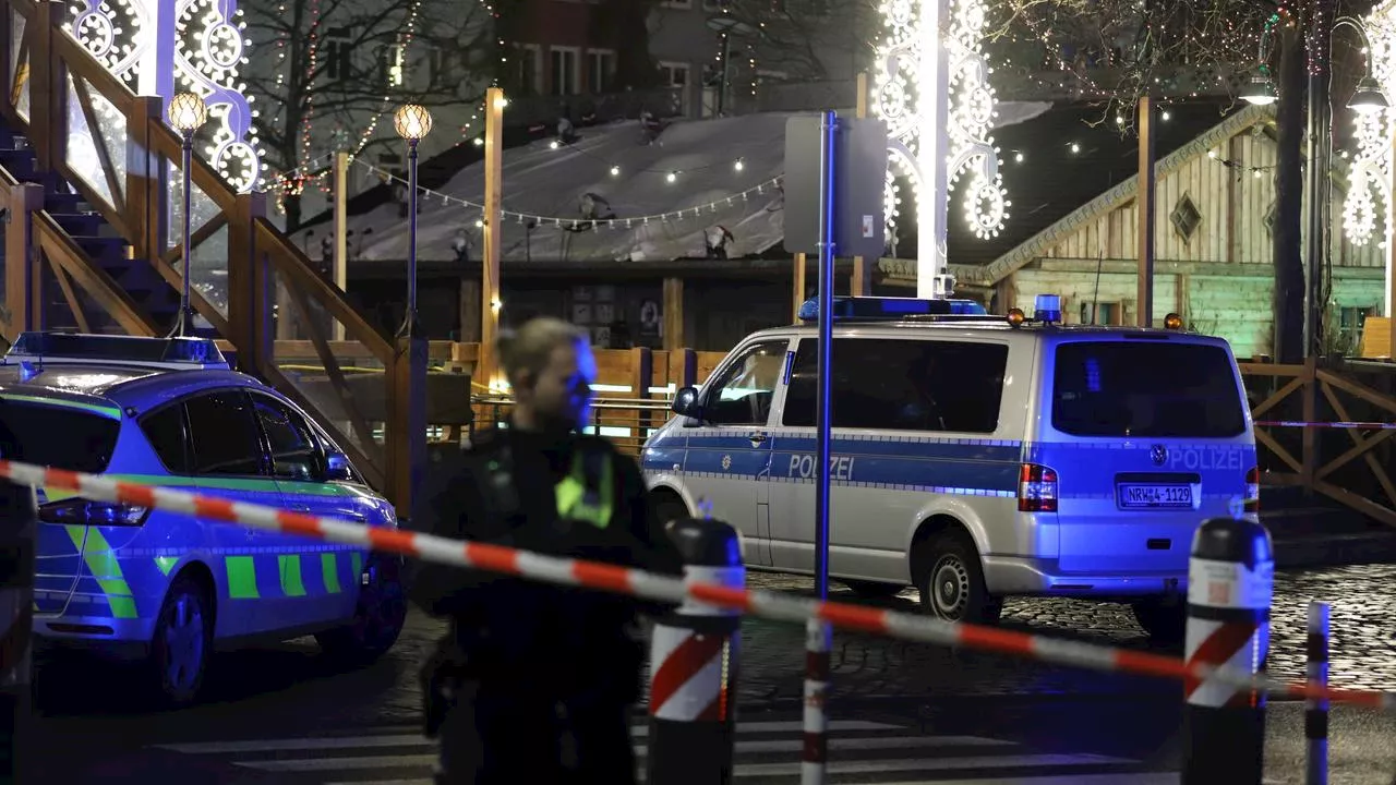 Herrenloser Koffer: Kölner Weihnachtsmarkt geräumt