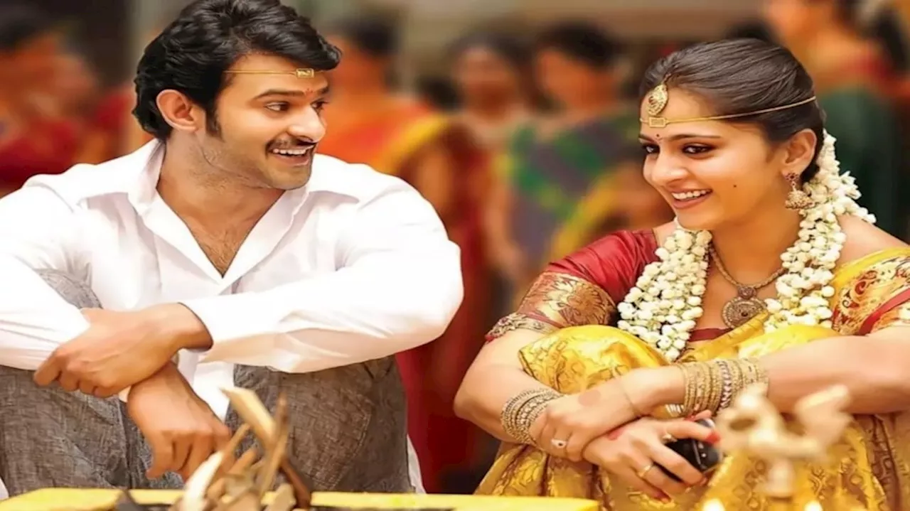 Prabhas Anushka Engagement: డార్లింగ్ మాములోడు కాదే.. ప్రభాస్-అనుష్క ఎంగేజ్‌మెంట్ ఇంత సింపుల్‌గా జరిగిందా..? పిక్స్ వైరల్..