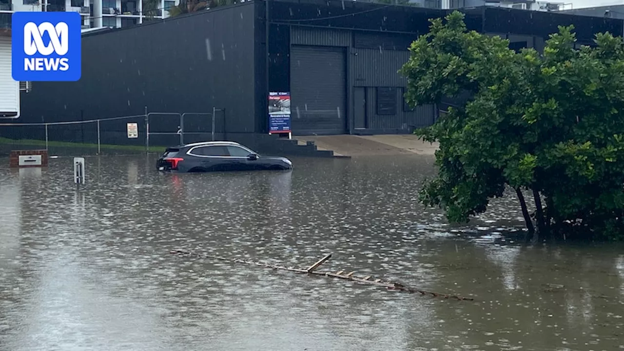 Heavy rainfalls and extreme heatwave warnings forecast for parts of Queensland