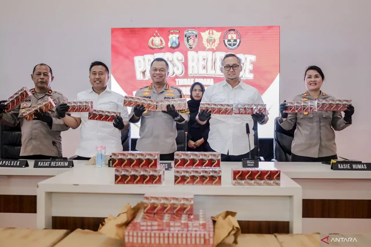 Polrestabes Surabaya dan Bea Cukai Jatim amankan 145 koli rokok ilegal