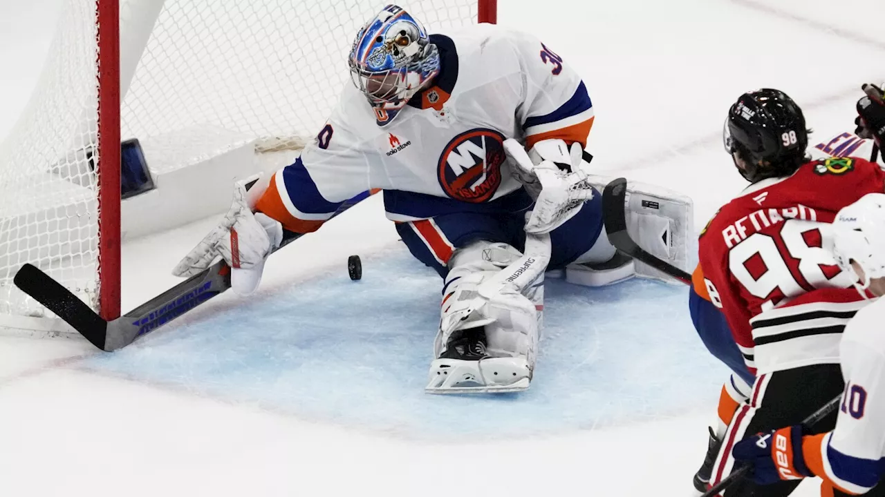 Bedard scores in 3rd period as the Blackhawks beat the Islanders 5-3