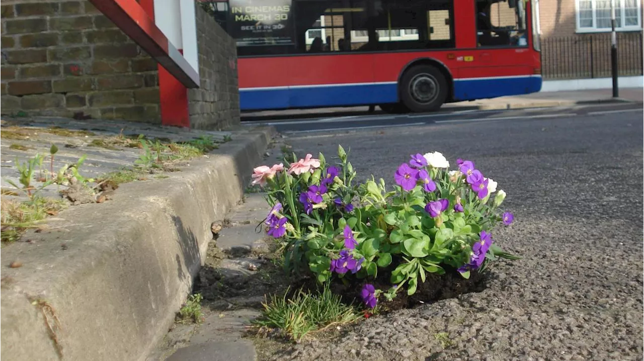 Britanniens Straßenkrise: Im Königreich könnten Schlaglöcher sogar eine Wahl beeinflusst haben