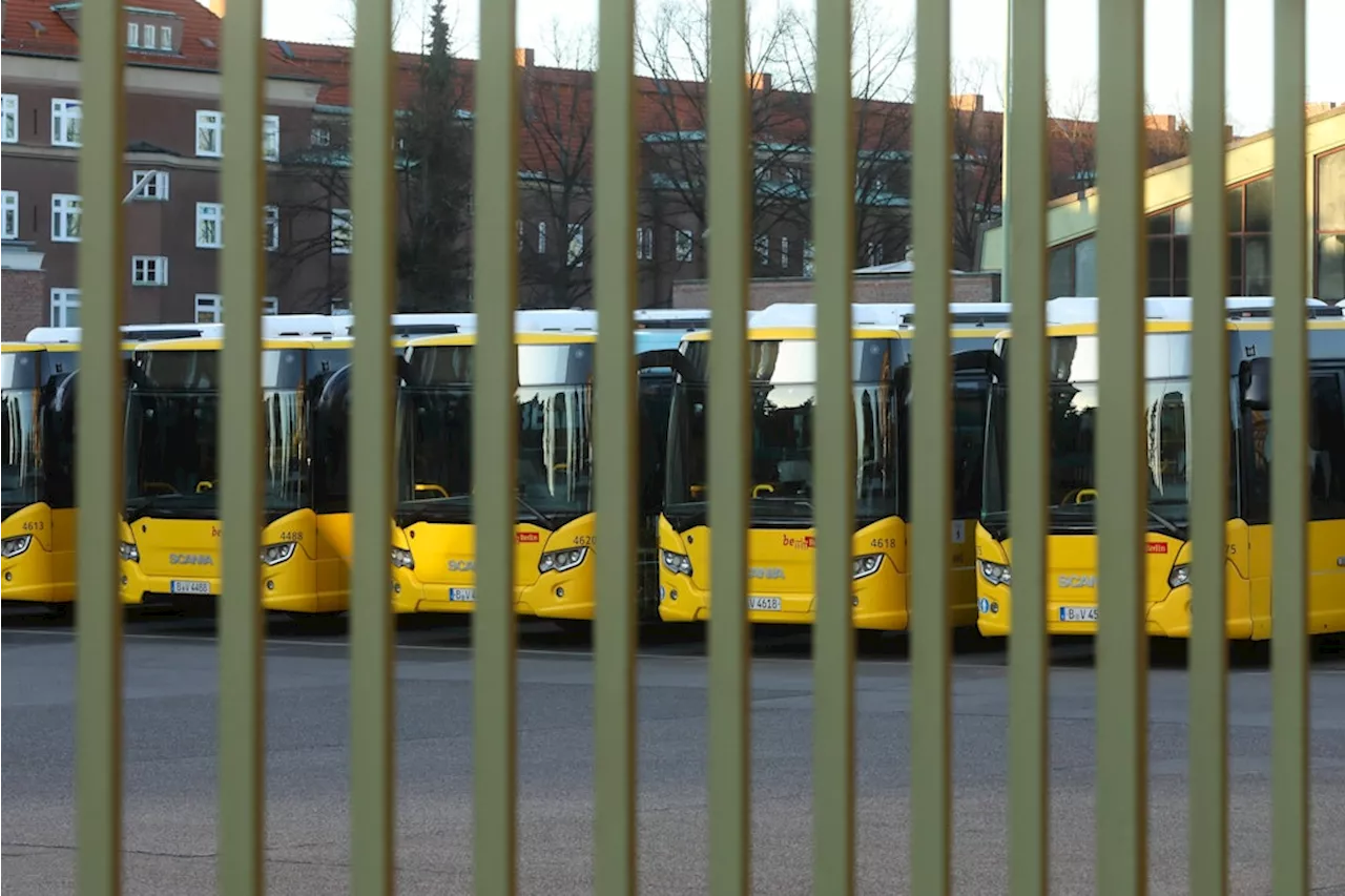 Verdi fordert über 30 Prozent mehr Lohn: Warum der BVG ein heißer Streikwinter droht