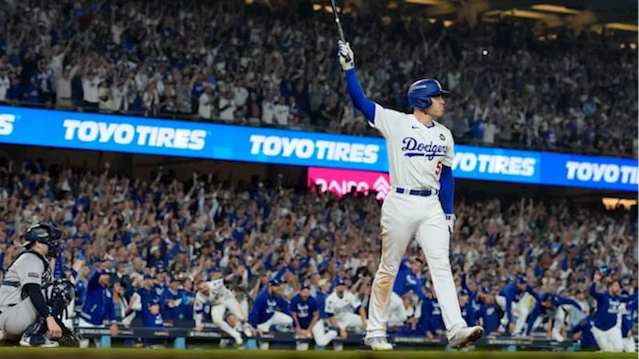 Freddie Freeman's World Series walk-off grand slam ball sells for $1.56M at auction