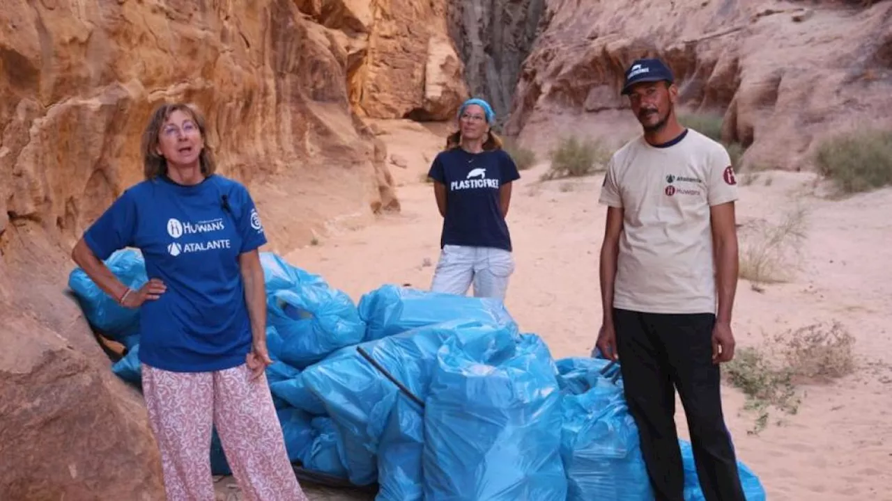 Silvia Pettinicchio la signora (anti plastica) nel deserto in Giordania