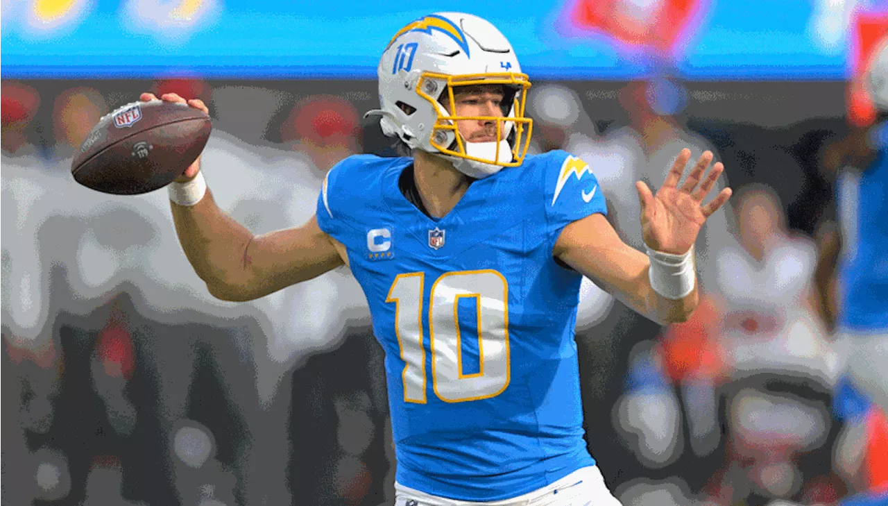 Early Broncos vs Chargers Predictions, Picks, and Odds for TNF Week 16