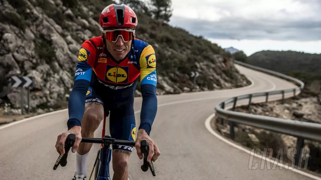 Aleix Espagaro joins professional cycling team