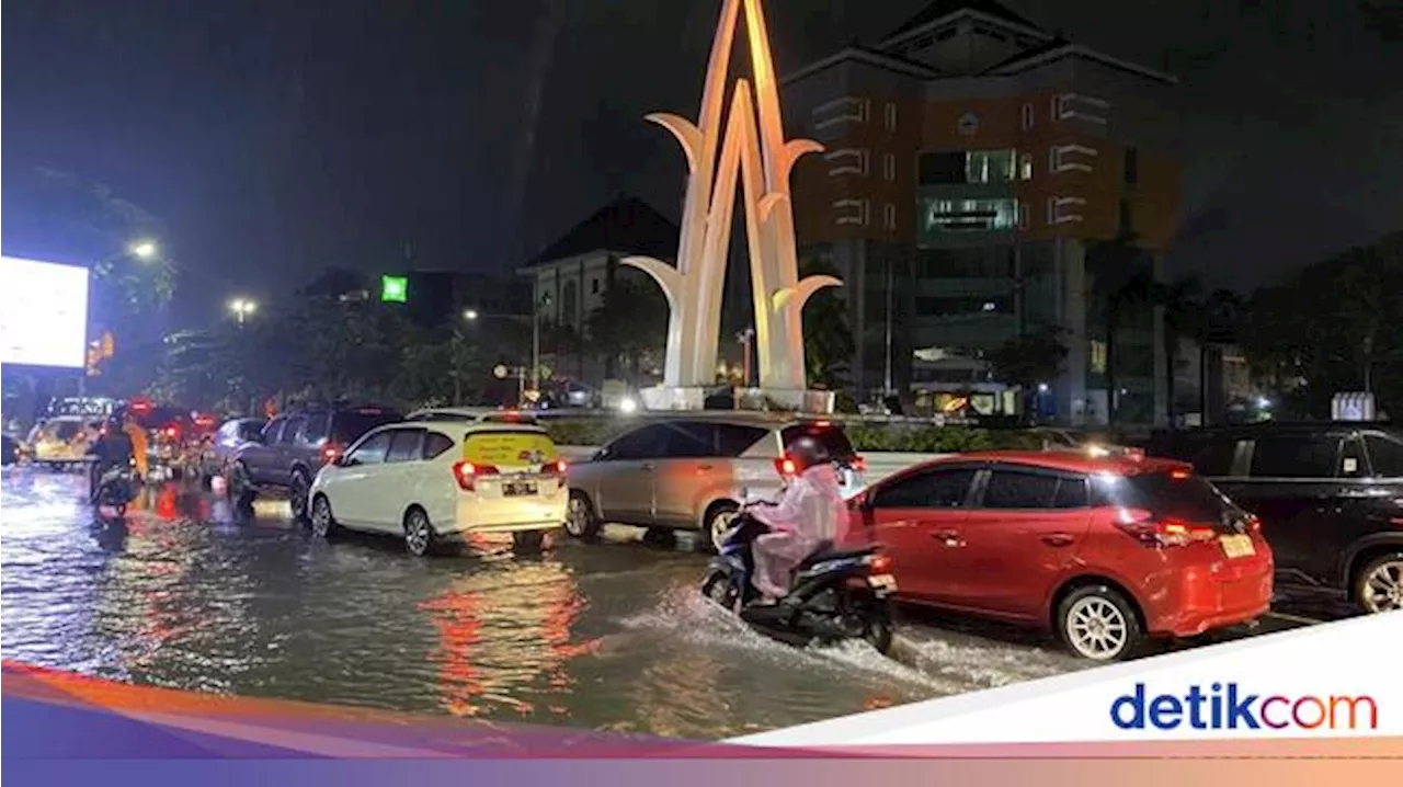 BMKG: Waspada Peningkatan Cuaca Ekstrem di Jateng dan DIY Periode 16-23 Desember