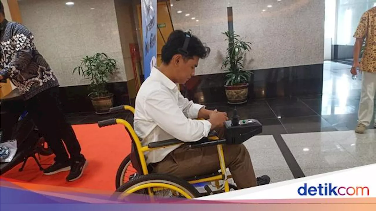 Inovatif! Kampus Ini Ciptakan Kursi Roda yang Bisa Dikendalikan Sinyal Otak