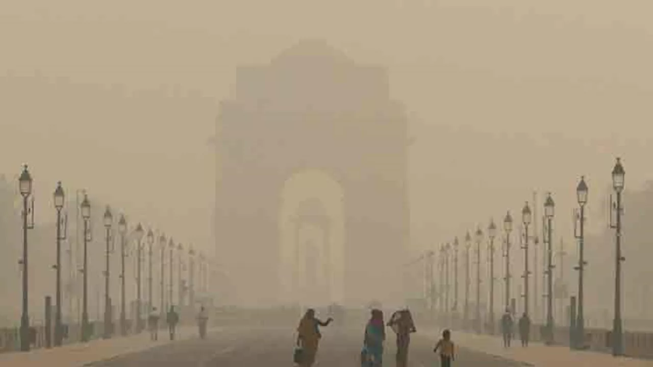 Indian capital tightens anti-pollution measures as air quality worsens