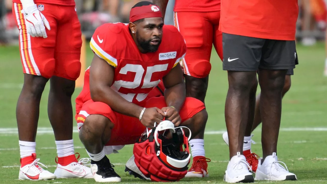 Chiefs waive ex-first-round pick Clyde Edwards-Helaire