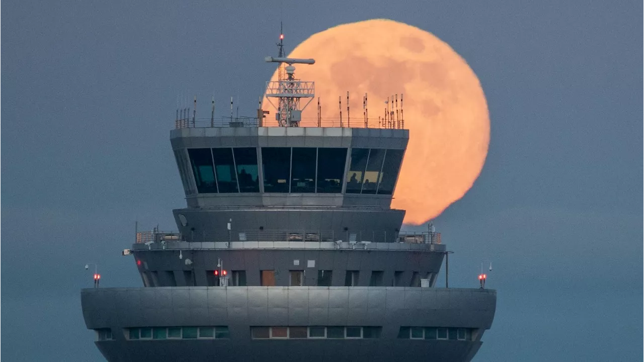 In Photos: See The ‘Cold Moon’ Light Up Christmas Skies In Once-In-18-Years Event