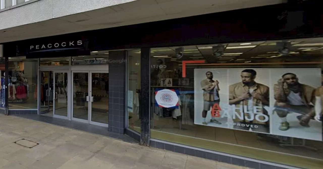 Brute threatened Wishaw shop staff with knife after being offered women's shoes to try on