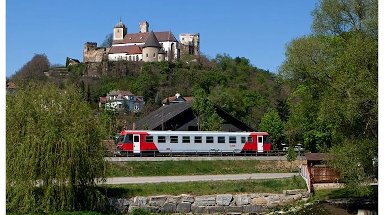  Neue Züge, Haltestelle – Kamptalbahn wieder auf Schiene