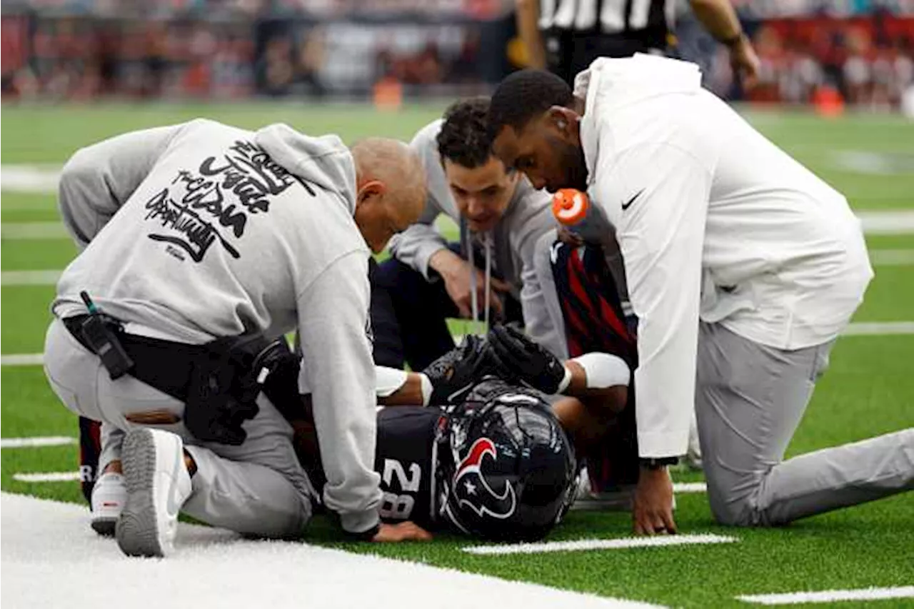 Texans’ Joe Mixon ‘came out fine’ after ankle injury: ‘We see that as a hip-drop tackle that didn’t get flagged’