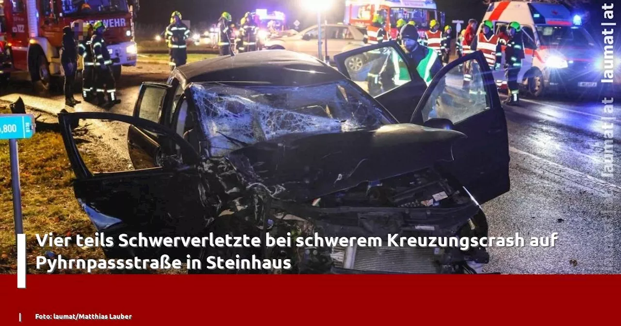 Vier teils Schwerverletzte bei schwerem Kreuzungscrash auf Pyhrnpassstra�e in Steinhaus