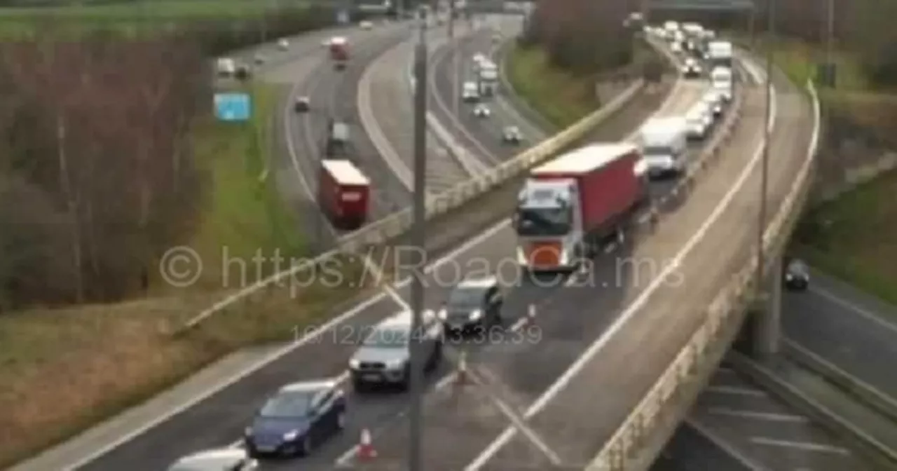 M1 traffic in Leeds held live updates as crash blocks road with long delays