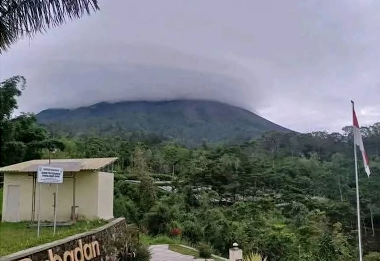 Gunung Merapi Delapan Kali Luncurkan Lava dan Ratusan Gempa