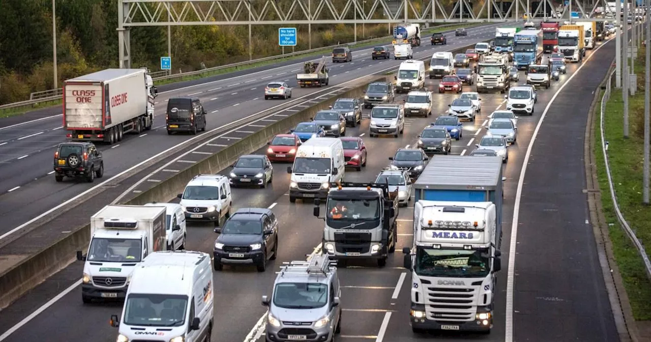 M25 traffic delays after overrunning roadworks close motorway