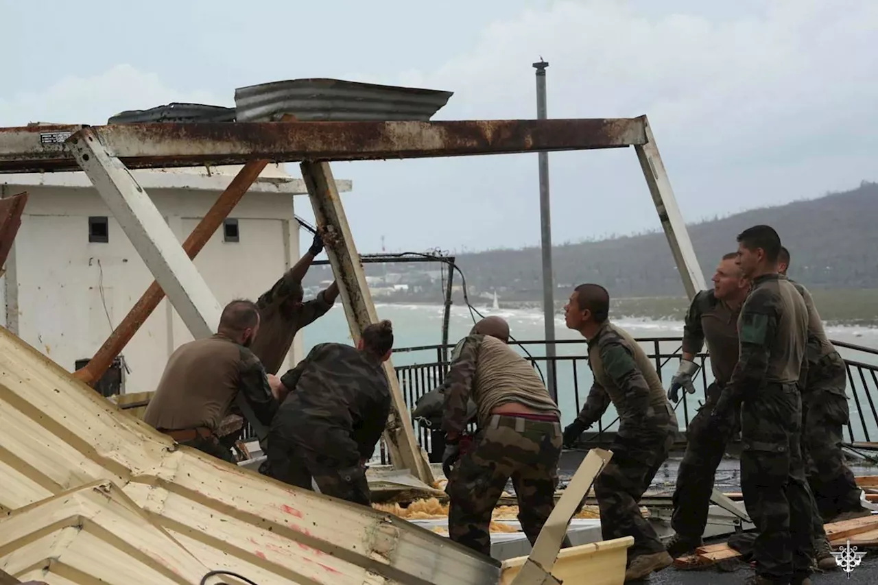 Nach Zyklon auf Mayotte wird nach Überlebenden gesucht