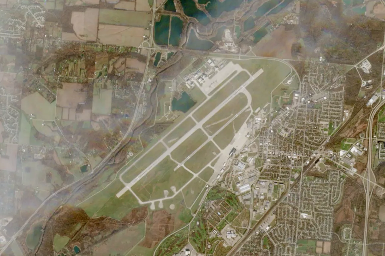 Mystery Drones Shut Down Ohio Air Force Base: 'Extreme Caution'