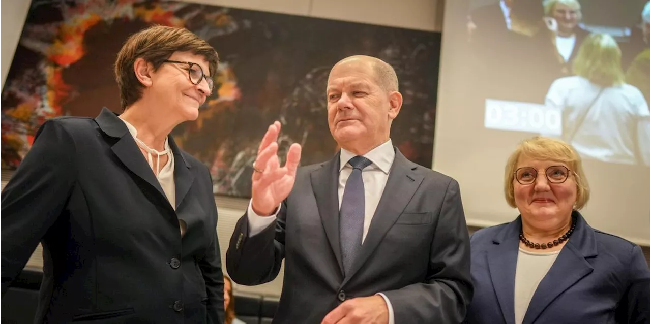 Scholz l&auml;sst SPD-Chefin stehen - und findet das &bdquo;peinlich&ldquo;