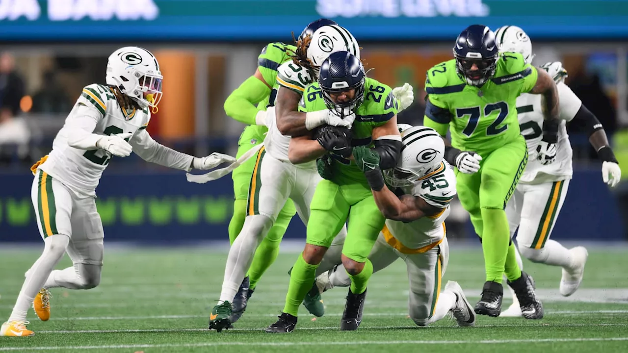 'Didn't Feel Like Us': Seattle Seahawks' Offense Stuck in Mud vs. Green Bay Packers