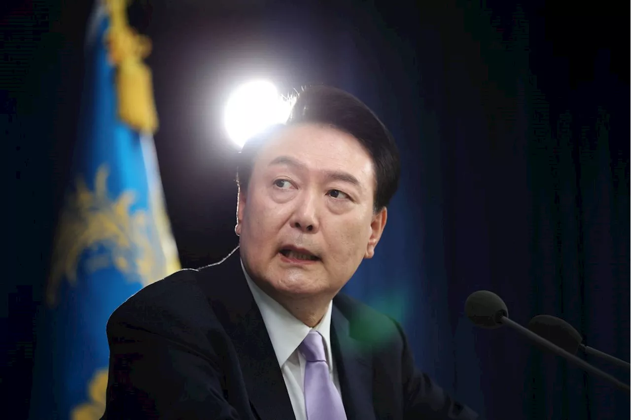 South Korea's Yoon resists questioning over failed martial law bid
