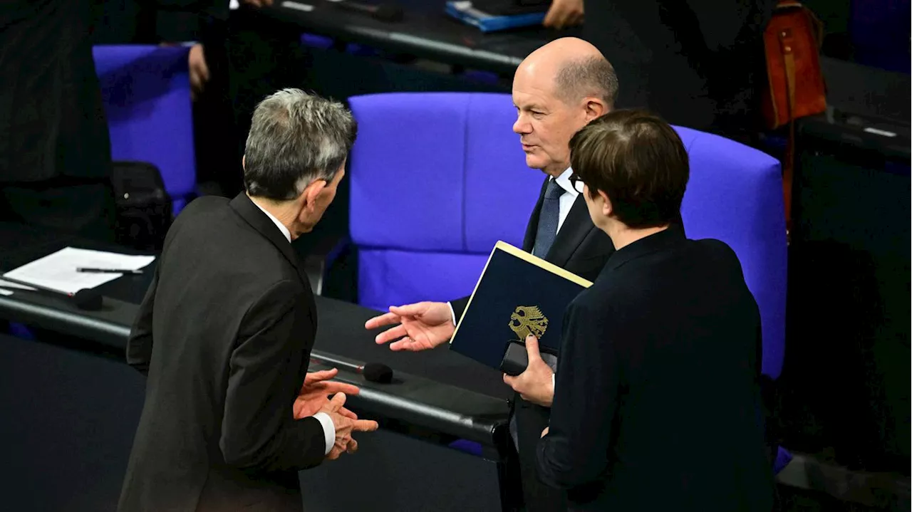 Seltsame Szene nach der Vertrauensfrage: Scholz lässt Esken einfach links liegen