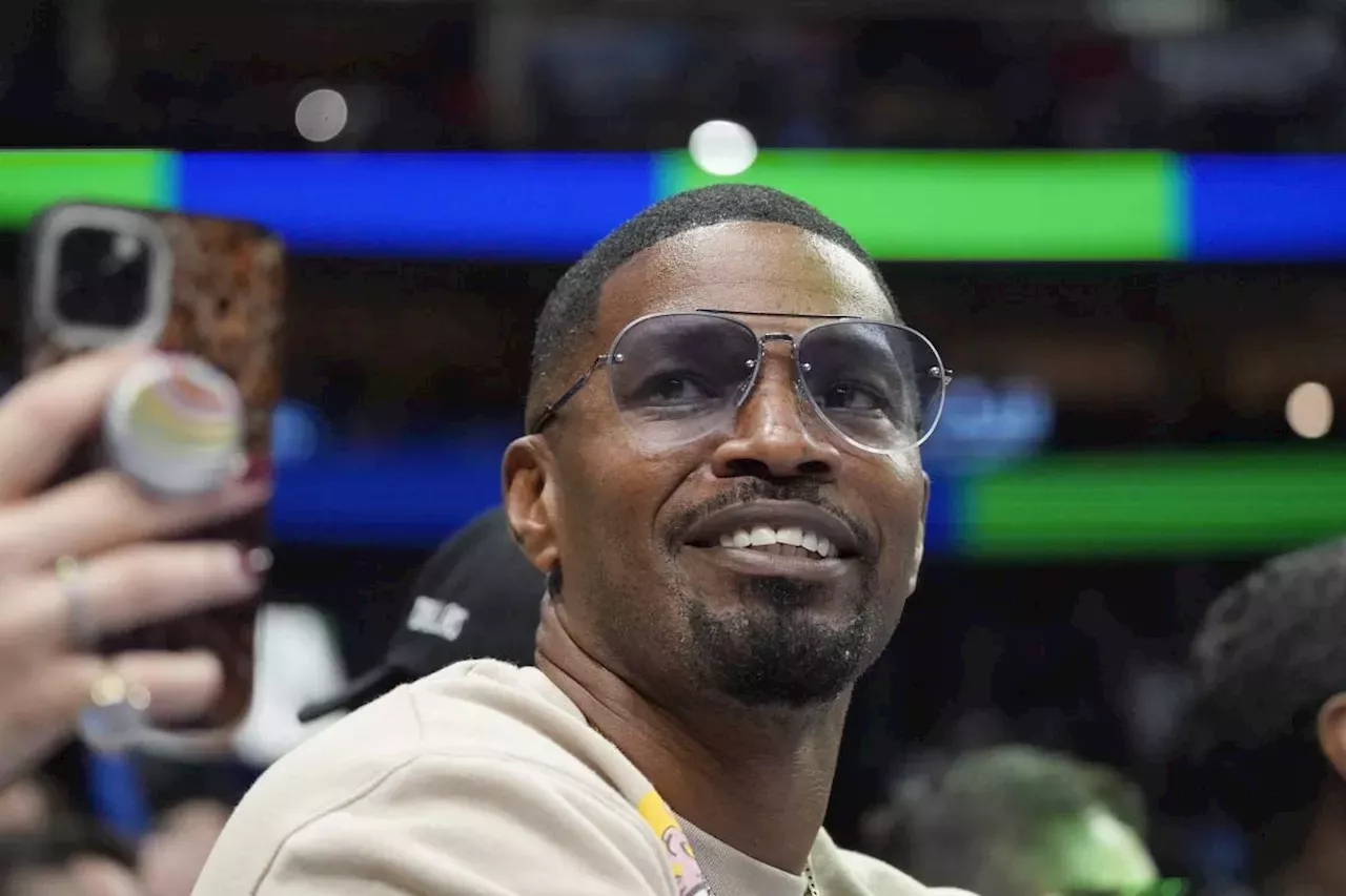 Jamie Foxx gets stitches after a glass is thrown at him during dinner