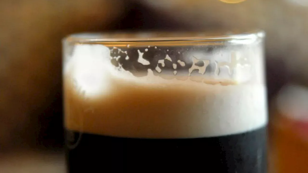 Shoppers rushing to buy Guinness gadget that helps drinkers pour pub-like pints at home...