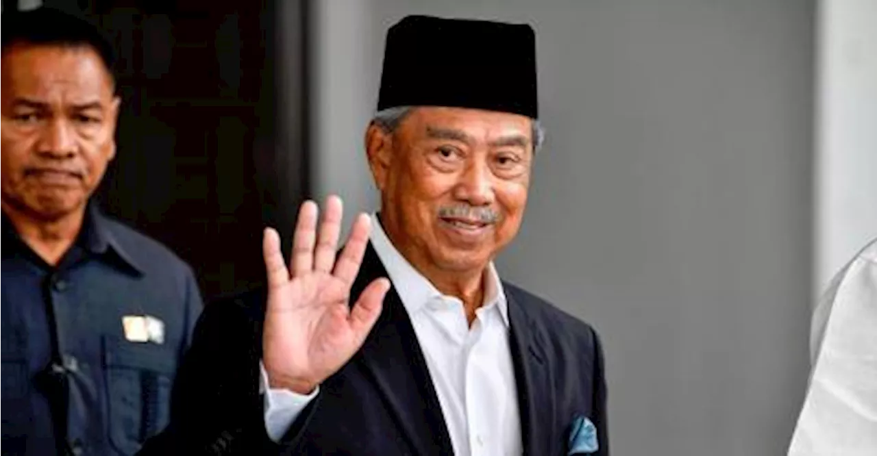 Muhyiddin perlu bayar RM400,000 sebelum 31 Dis