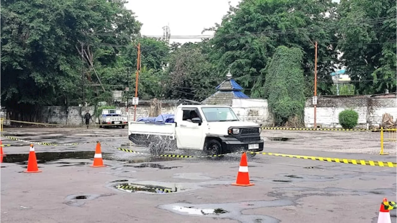 Begini Sensasi Berkendara di Balik Kemudi Pikap Hilux Rangga Bagi Perempuan