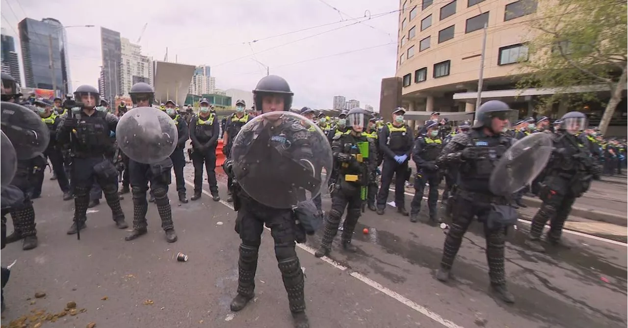 Victoria bans flags of known terrorist groups, face masks at public protests