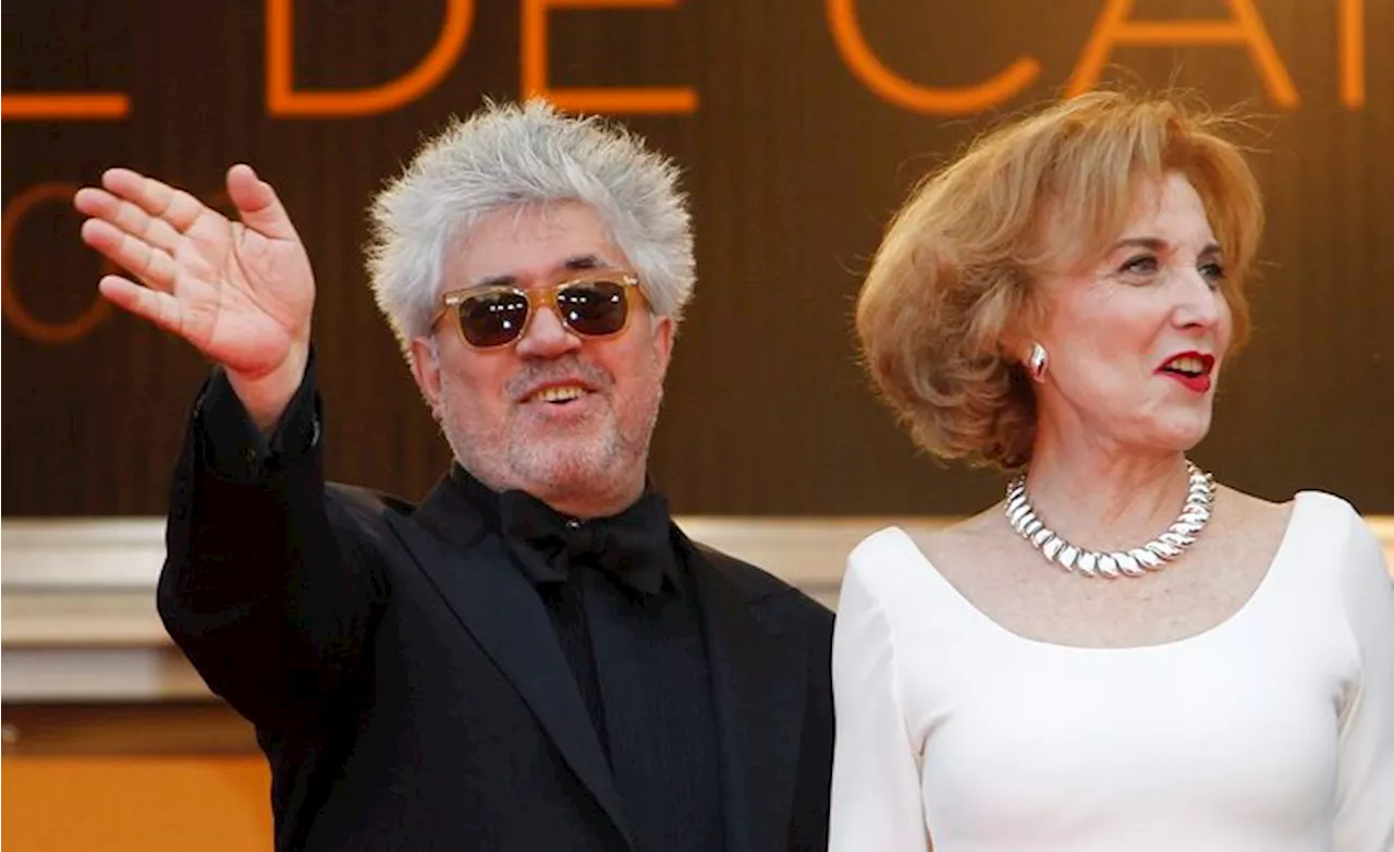 Morta Marisa Paredes: La 'Chica Almodovar' Lascia un'Eredità Indimenticabile