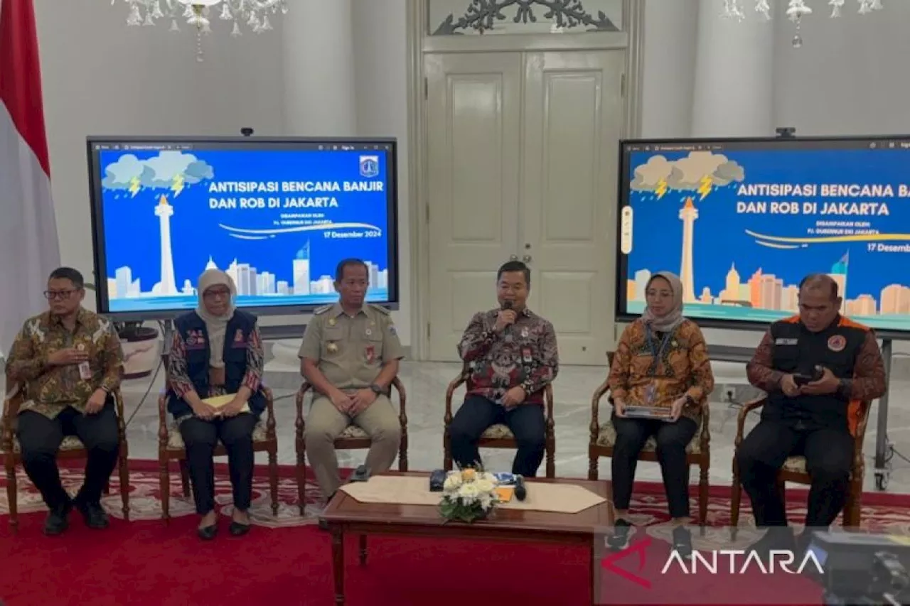 Pembangunan Tanggul Pantai Belum Rampung Jadi Penyebab Banjir Rob di Jakarta