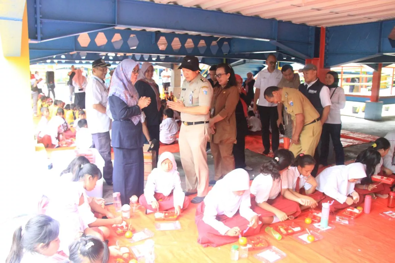 Pemkab Kepulauan Seribu Imbau Warga Bangun Rumah Panggung Antisipasi Banjir Rob