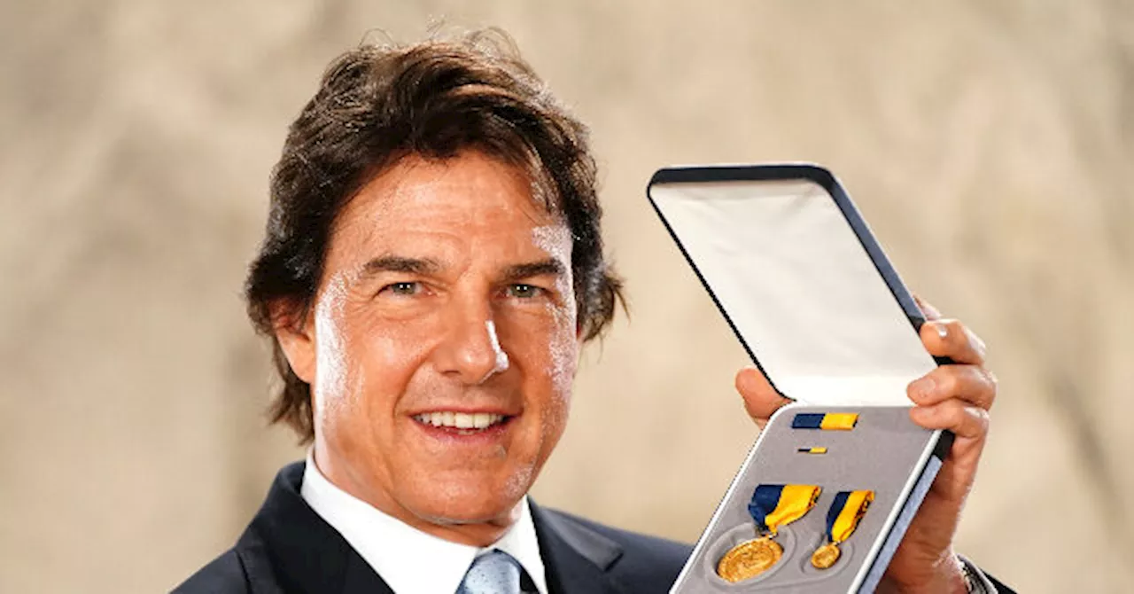 Tom Cruise Receives Navy's Top Civilian Award