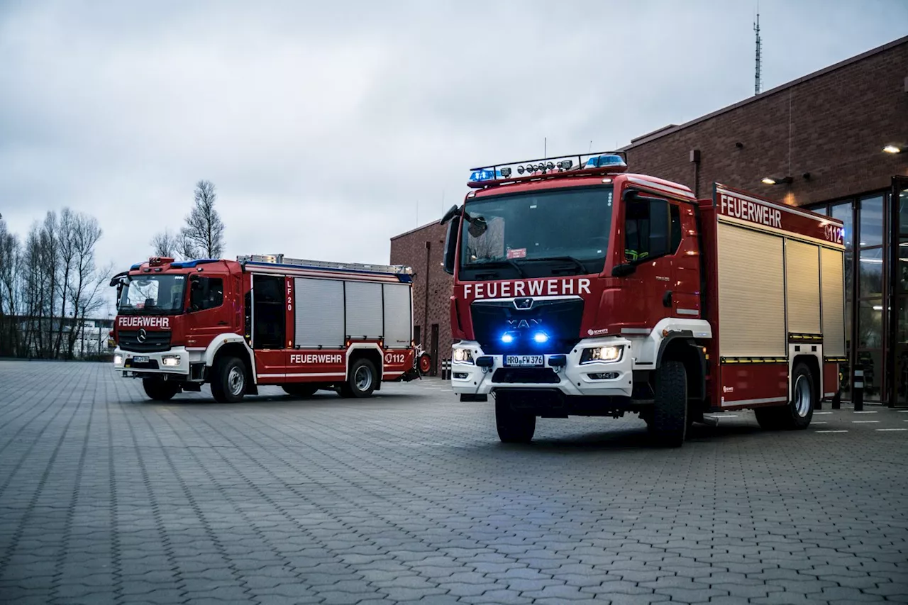 Stadt Rostock übergibt zwei neue Einsatzfahrzeuge an Freiwillige Feuerwehren