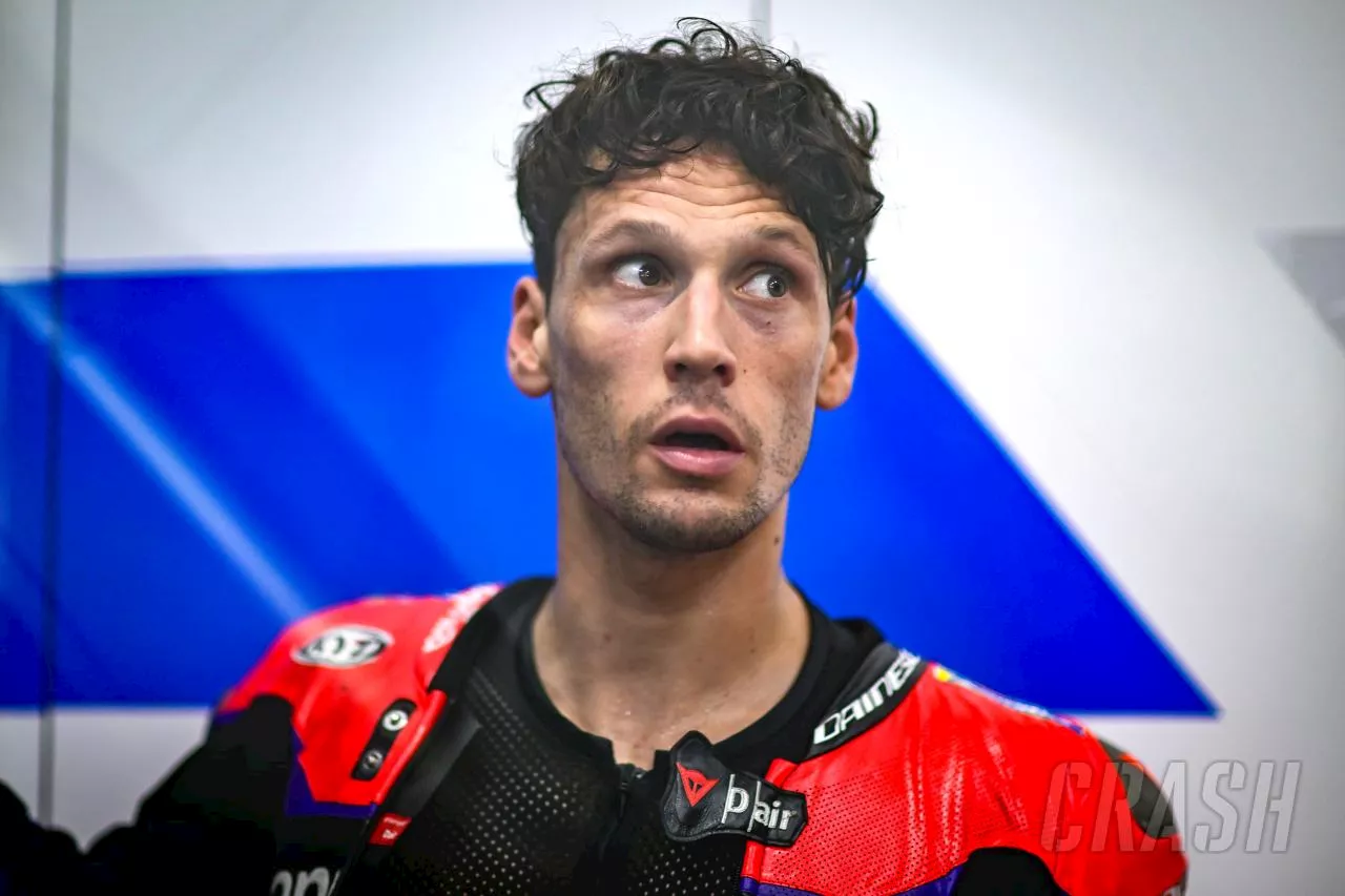 Lorenzo Savadori Extends Aprilia MotoGP Test Rider Contract