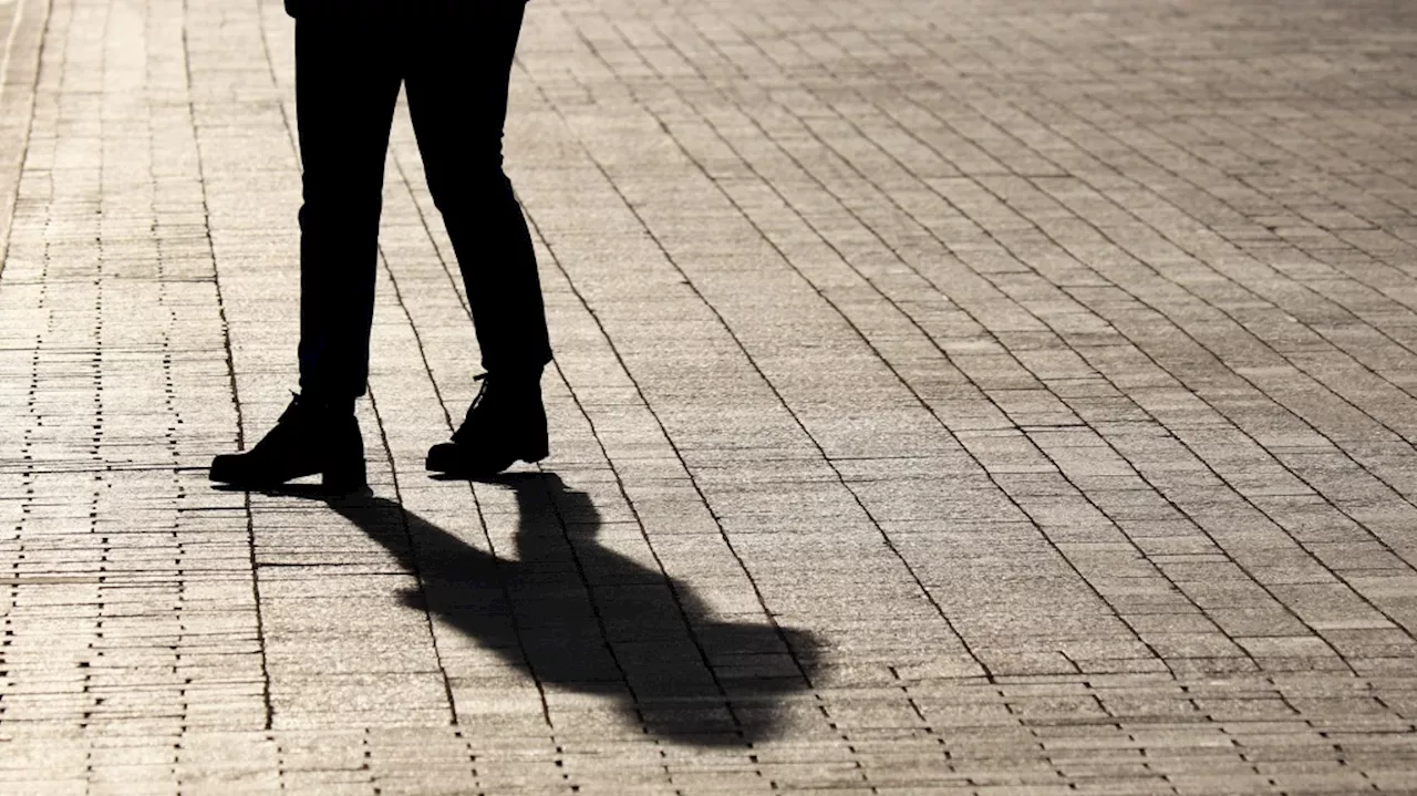 Walking May Reduce Depression Symptoms, Study Suggests