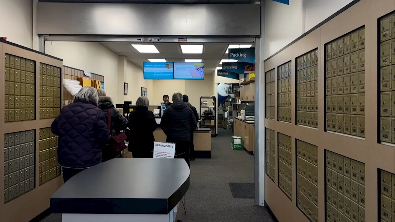 Lineups at Ottawa shipping centres with Canada Post workers returning to work Tuesday