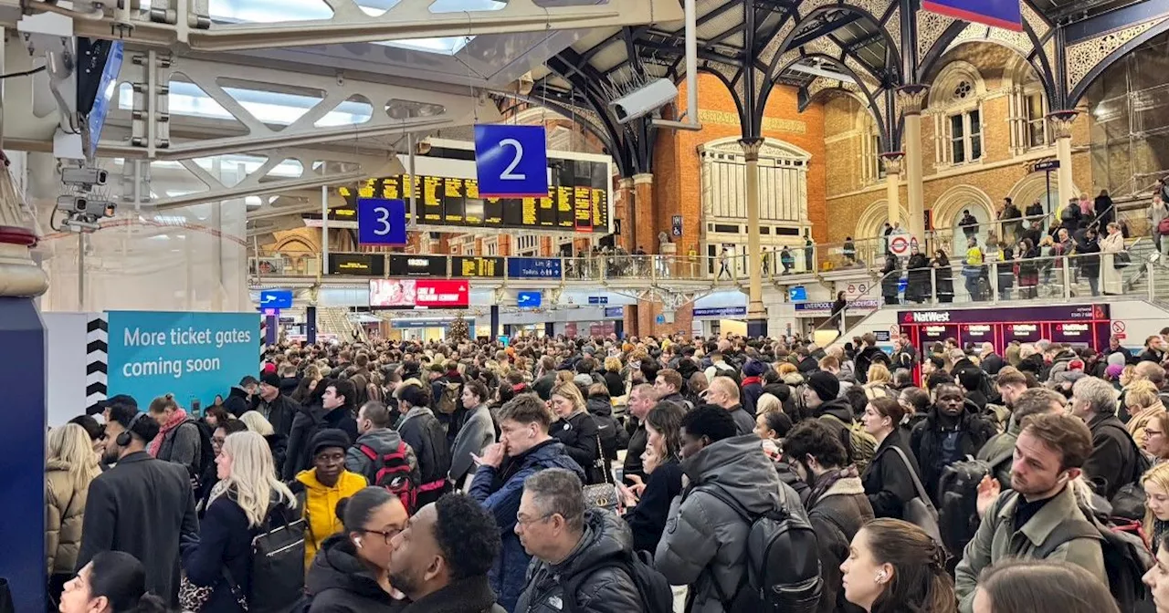 London Liverpool Street station 'completely evacuated' as police rush to scene