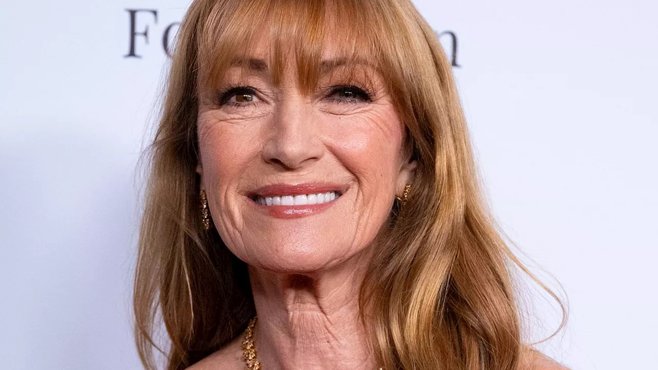 Jane Seymour Stuns at American Ballet Theatre's Holiday Benefit