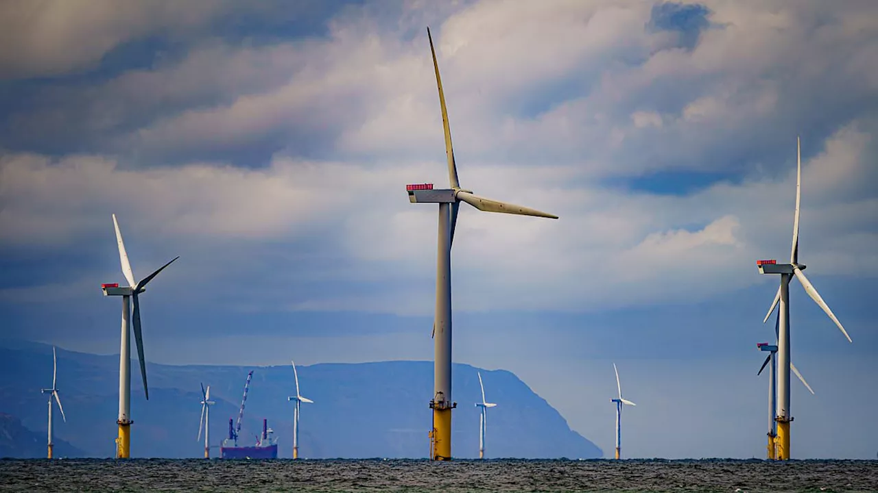 Britain Sets New Wind Power Record, Reaches 54% of Electricity Supply