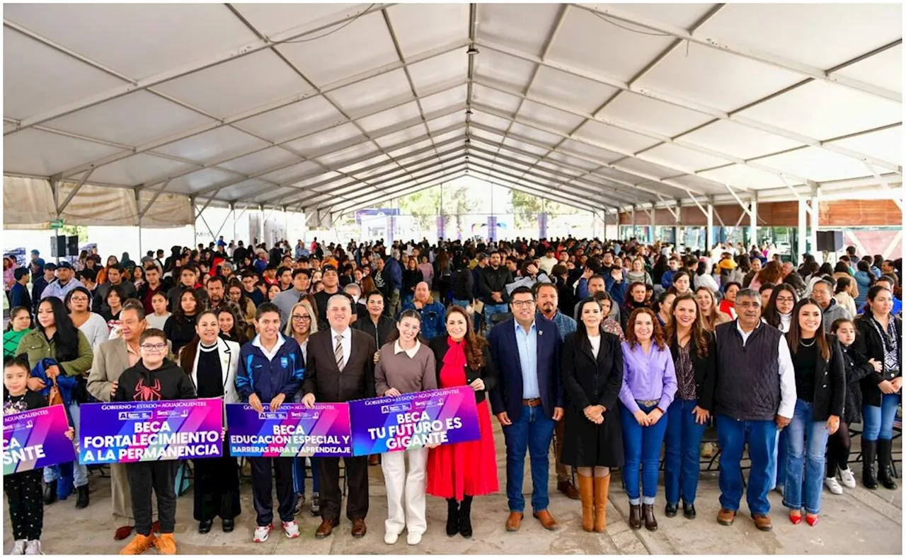 Gobierno de Aguascalientes Entrega Becas a 50 mil Jóvenes durante 2024