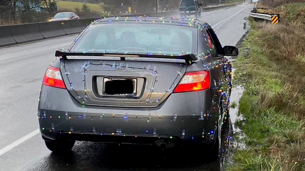 WA driver pulled over for having Christmas lights taped on car