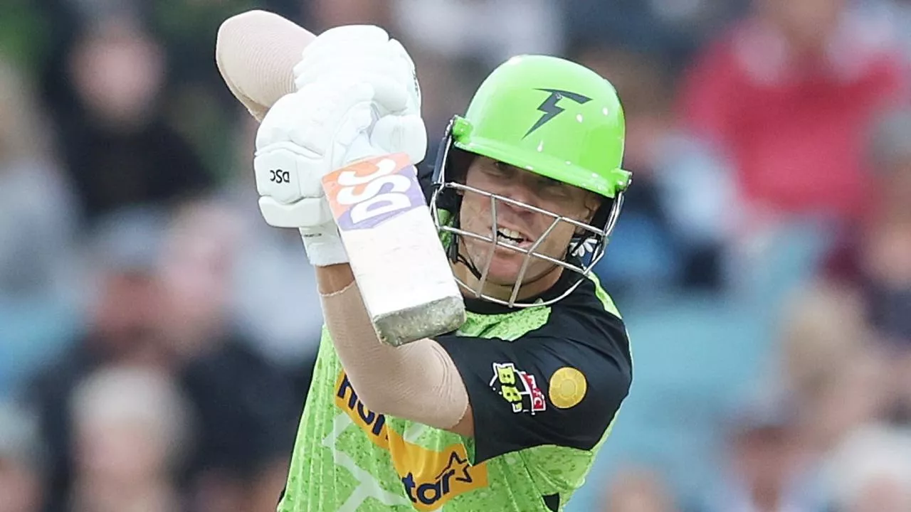 LIVE BBL: Warner’s Thunder host Short’s Strikers in blockbuster clash