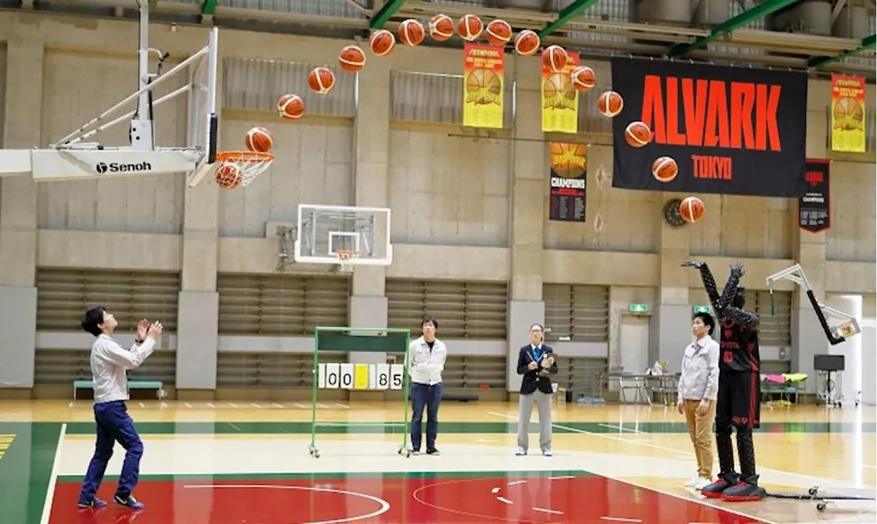 El robot de Toyota bate récords jugando baloncesto