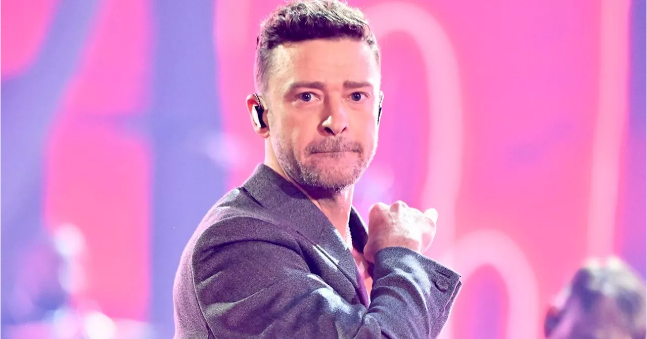 Justin Timberlake Suffers Wardrobe Malfunction During Nashville Concert